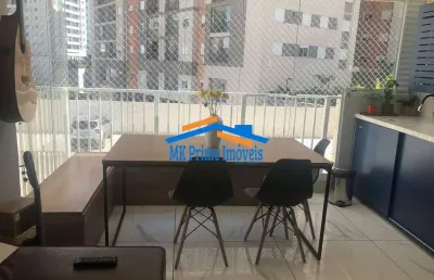 Vende lindo apartamento com 2 quartos, sendo 01 suíte, 01 vaga- alphaville