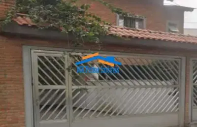Sobrado com 3 quartos e 4 banheiros à venda, 122 m²- umuarama