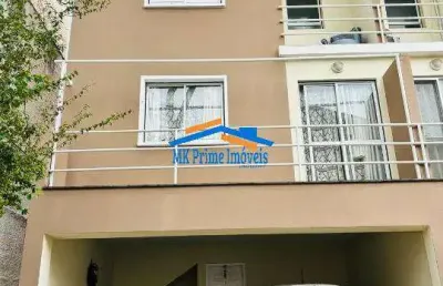 Sobrado em condomínio 3 dorm/ sendo 1 suíte - lazer - quintal