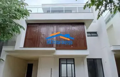 Casa triplex c/ 5 quartos(3 suítes) no cambury residence ii - 200m da praia