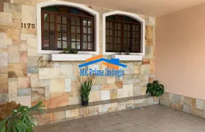Sobrado de 125m² com 3 dormitórios sendo 1 suíte no km 18.