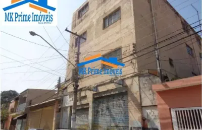 Prédio comercial com 744m², 3 andares e estrutura p/ elevador - rochdalle.