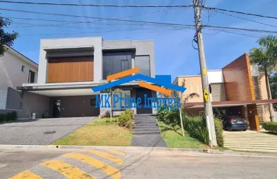 Casa com 4 suítes, 4 vagas e linda vista - condomínio campos do conde.
