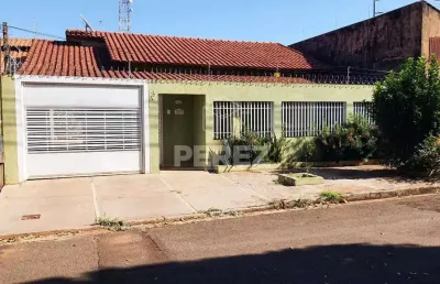 Casa com 3 quartos à venda na Rua Elmano Soares, Vila Nasser, Campo Grande