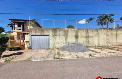 Terreno à venda na Rua Caetano Rosa, Vila Antônio Vendas, Campo Grande