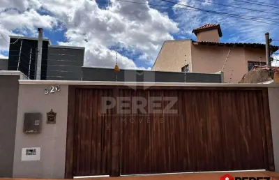 Casa com 3 quartos à venda na Rua Júpiter, Vila Planalto, Campo Grande