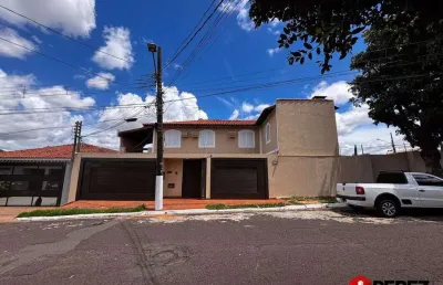 Casa com 4 quartos para alugar na Rua Robert Spengler, Jardim São Bento, Campo Grande