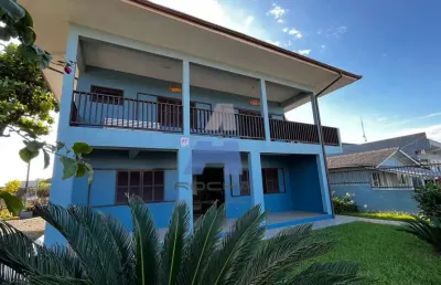 Casa com vista para o mar em são francisco do sul - sc