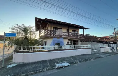 Casa para alugar no bairro da enseada - são francisco do sul/sc