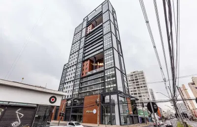 Apartamento com 1 quarto para alugar na rua desembargador westphalen, centro, curitiba, 29 m2 por r$ 2.200