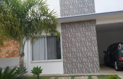 Casa de condomínio térrea para venda possui 116 metros quadrados com 3 suítes