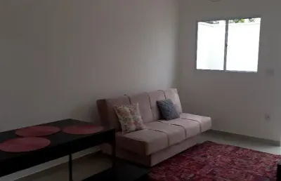 Linda  sobrado  com 3 dormitórios,  e 2 banheiros à venda, 85 m²  no bairro vitielo  em  boituva - sp