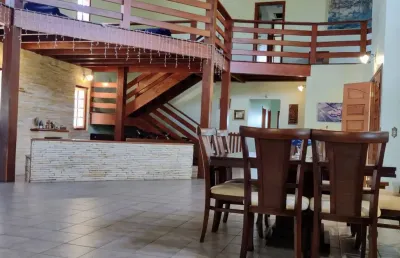 Linda chácara em condomínio fechado, de  4.800m2, com  650m2 de área construída, com muito verde no vitassay em boituva
