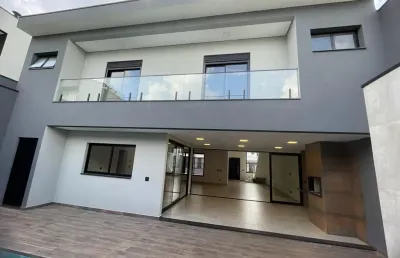 Lindo sobrado com 04 dormitórios  sendo 4suítes e 05 banheiros à venda, 310m² de área construída, com terreno de 288m2   no bairro parque dos pássaros em são bernardo do campo - sp