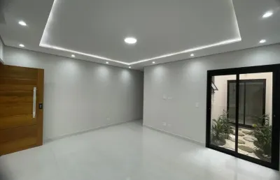 Lindo sobrado com 04 dormitórios  sendo 03 suítes e  04 banheiros à venda, 175 m²  no bairro  hoollywood em são bernardo do campo - sp
