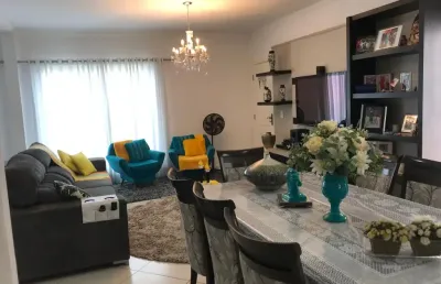 Lindo sobrado de 286m²  de área construída, e terreno de 250m², com muito verde no condomínio portal dos pássaros em boituva - sp.