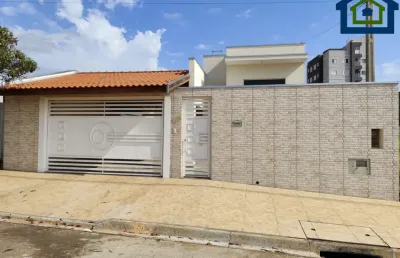 Linda casa térrea de 143m² de área construída e terreno de 250m², no bairro portal ville azaleia  em boituva - sp.