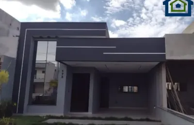 Linda casa térrea de 135m² de área construída e terreno 200m² à venda no excelente condomínio fechado gran reserve em indaiatuba- sp.