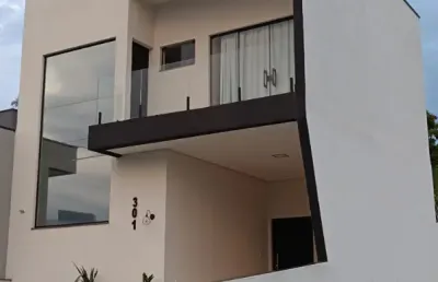 Lindo sobrado de 135m² de área construída e terreno 208m² à venda no excelente condomínio fechado gran reserve em indaiatuba- sp.