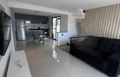Linda casa térrea  de 130m2, de área construída, e terreno de 125m2, com 02 dormitórios sendo 02 suítes, no  parque joão ramalho  - santo andré - sp