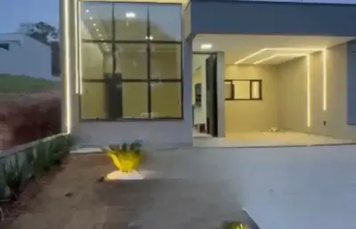 Linda casa térrea de 140m²  e terreno de 200m2, à venda no excelente condomínio fechado gran reserve em indaiatuba- sp.
