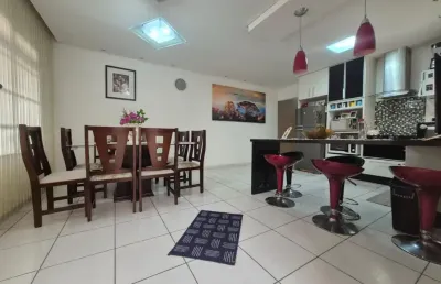 Lindo sobrado à venda com 160m² de área construída e terreno de 100m2, no bairro nova petrópolis em são bernardo do campo - sp.