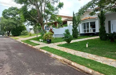 Casa de condomínio térrea á venda 490m² com 03 dormitórios, portal ville