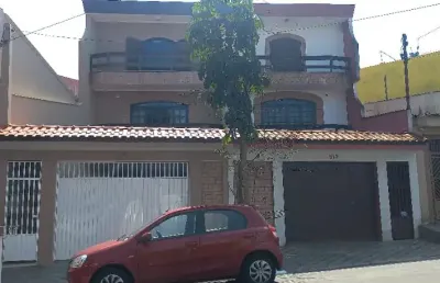 Sobrado com 3 quartos e 5 banheiros à venda, 260 m² por r$ 985.000