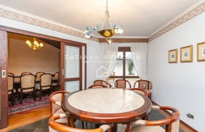 Casa de alto padrão no centro de são josé dos pinhais – 460m², 4 suítes, salão de festas, terreno de 1.277m²