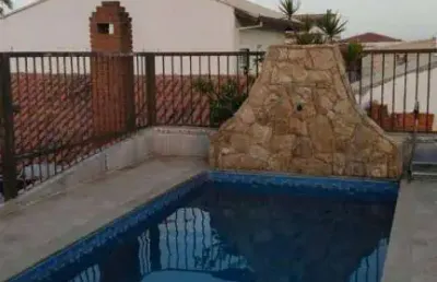 Casa com 3 dormitórios à venda por r$ 550.000,00 - estância balneária belmira novaes - peruíbe/sp