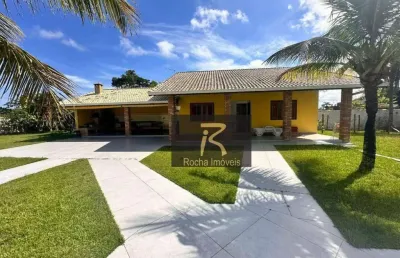 Excelente casa no condomínio  com 6 dormitórios à venda, 650 m² por r$ 1.800.000.00 - boungaiville - peruíbe/sp