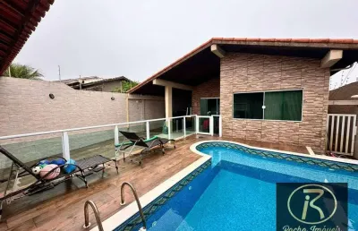 Casa com 3 dormitórios sendo 2 suítes   por r$ 500.000 - estância balneária maria helena novaes - peruíbe/sp