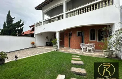 Excelente oportunidade sobrado área gourmet piscina 160 mts da praia bairro nobre r$ 800.000.00