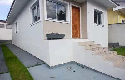 Casa 2 quartos sendo um suite, bem localizada, em bairro formado