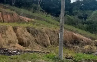 Terreno à venda no Condado de Maricá, Maricá 