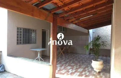 Casa à venda, 3 quartos, 1 suíte, 2 vagas, costa teles i - uberaba/mg