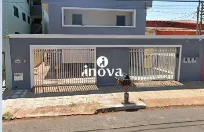 Apartamento com 6 quartos à venda no São Benedito, Uberaba 