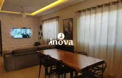 Casa à venda, 3 quartos, 1 suíte, 2 vagas, copacabana, jardim - uberaba/mg