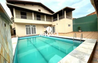 Casa à venda, 5 quartos, 4 suítes, 4 vagas, santa maria - uberaba/mg