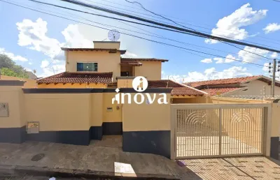 Casa à venda, 5 quartos, 3 suítes, 4 vagas, maria helena - vila - uberaba/mg