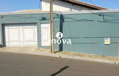 Casa à venda, 4 quartos, 1 suíte, 4 vagas, costa teles i - uberaba/mg