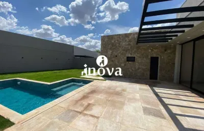 Casa em condomínio fechado com 4 quartos à venda no Residencial Mário de Almeida Franco, Uberaba 