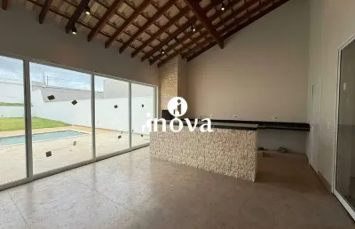 Casa em condomínio fechado com 3 quartos à venda no Jardim do Lago, Uberaba 