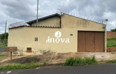 Casa com 3 quartos à venda no Amoroso Costa, Uberaba 