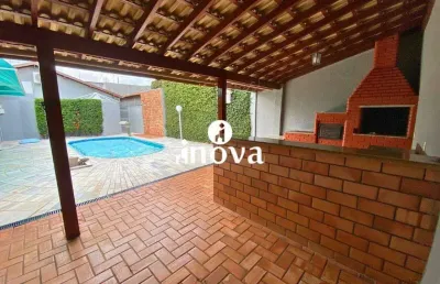 Casa com 3 quartos à venda no Parque das Américas, Uberaba 