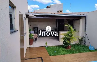 Casa com 3 quartos à venda no Parque dos Buritis, Uberaba 