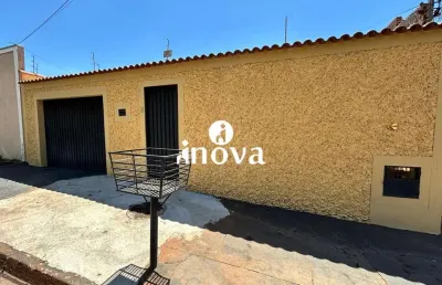 Casa com 2 quartos à venda na Cidade Nova, Uberaba 
