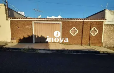 Casa à venda, 3 quartos, 1 suíte, 2 vagas, costa teles i - uberaba/mg