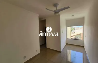 Apartamento com 2 quartos à venda no Olinda, Uberaba 