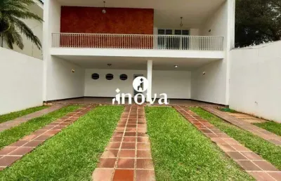 Casa com 4 quartos à venda no Abadia, Uberaba 